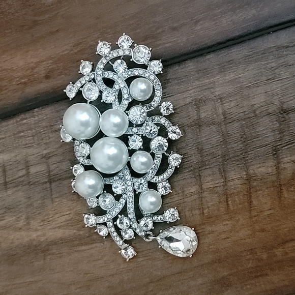 Hair barrette - Picture 1 of 2